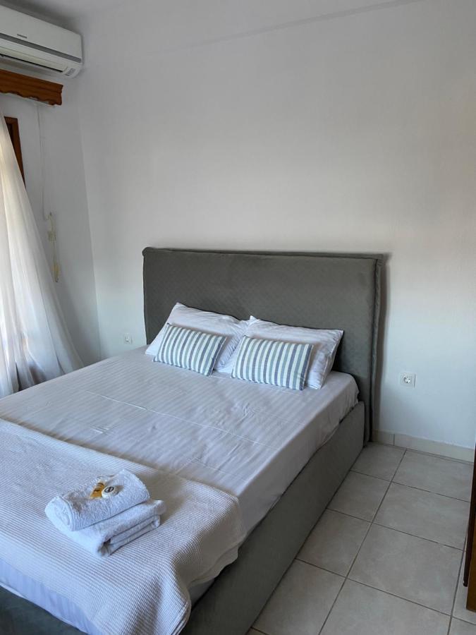 Ferienwohnung Efi'S House Flogita Exterior foto
